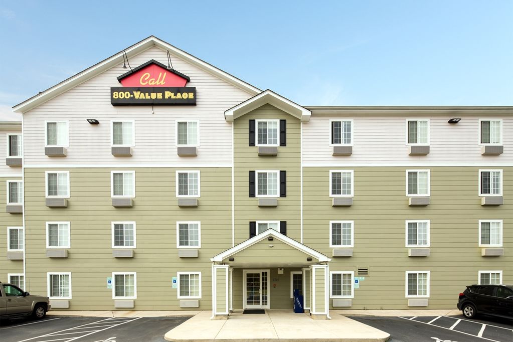 Extended America Select - Fayetteville